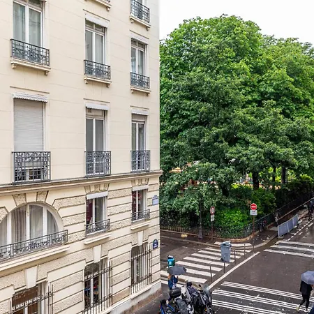 Guestready - Cozy Near Louvre Museum Apartment *